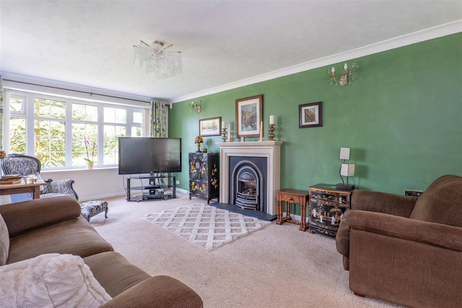 3 bed property in Bolton Road, Chorley